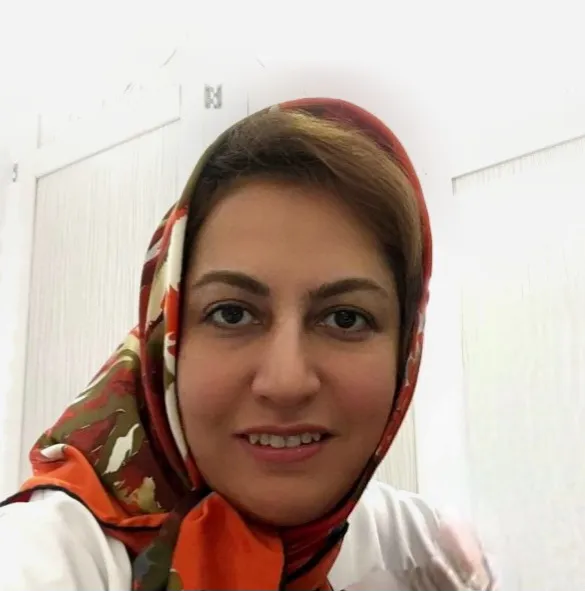 دکتر لادن آقازاده پزشک عمومی