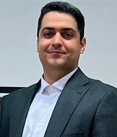محمد عرفان زرآبادی پور پزشک عمومی