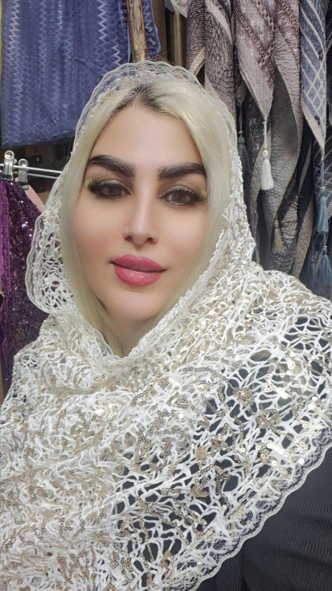 دکتر آذر داداشی رستمی ثالث زنان و زایمان. نازایی
