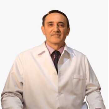 دکتر فرشید پرکار فلوشیپ بیماریهای قرنیه و خارج چشمی