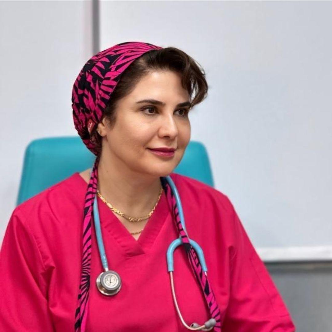 دکتر شکوفه درخشان داوری