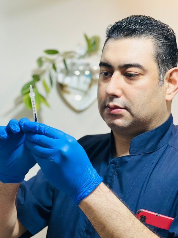 دکتر آرش امیررفیعی
