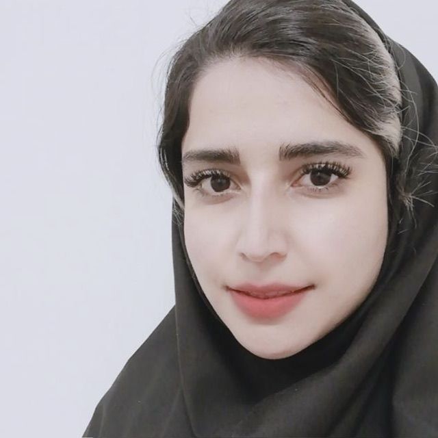 دکتر نیلوفر آباد
