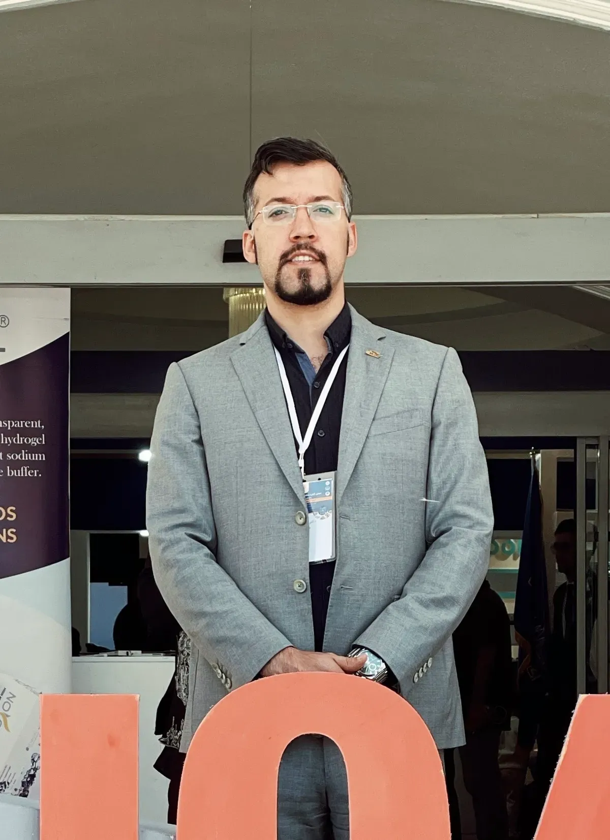 دکتر مسعود ابویی مهریزی کمرد درد،دیسک کمر،ستون فقرات،جراحی ارتوپدی،جراحی زانو و لگن،جراحی مچ دست و آرنج،جراحی شانه،جراحی مچ پا،تعویض مفصل لگن و زانو