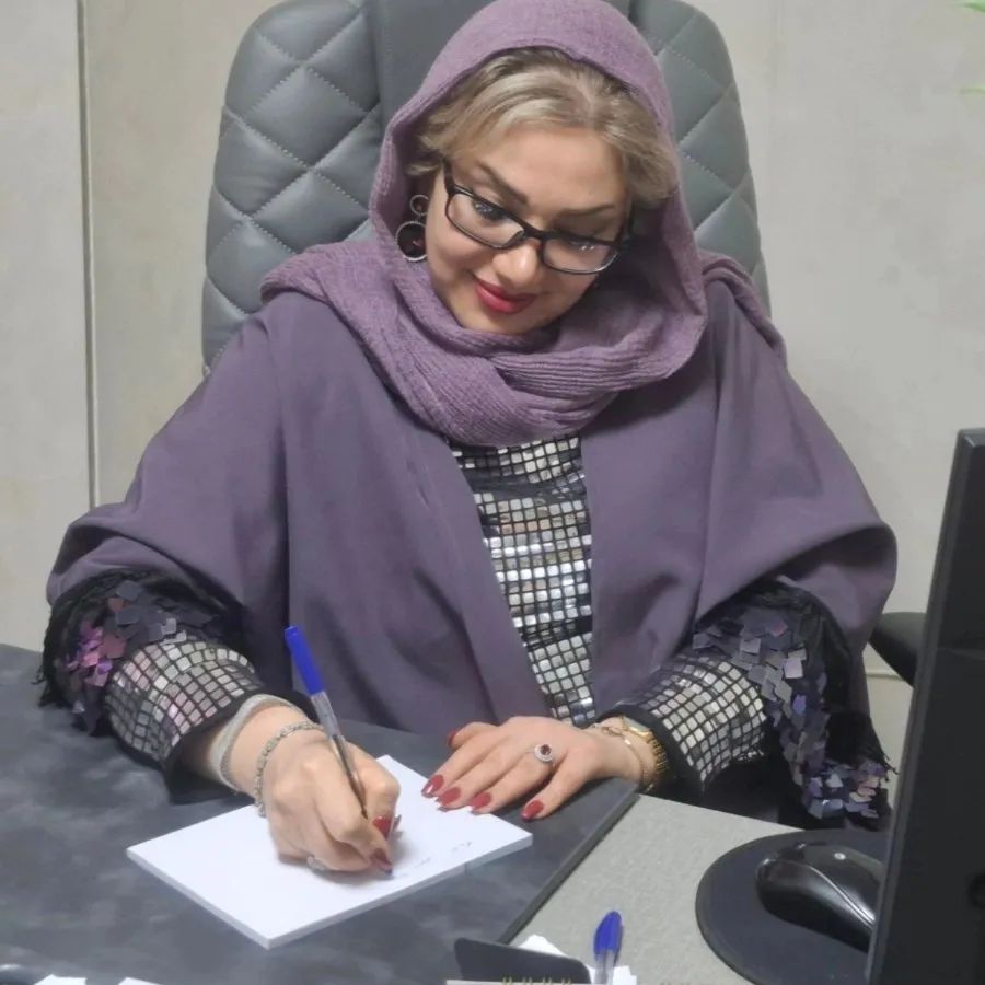 صبا فراشی متخصص بیماریهای مغز و اعصاب, دکترای پزشکی