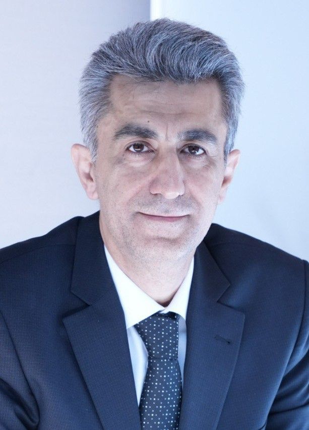 دکتر سیدفرزاد غفوریان متخصص پزشکی قانونی