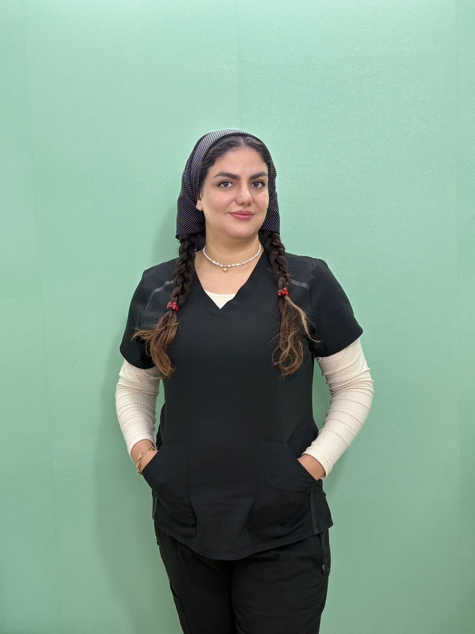 دکتر پریسا ممیوند