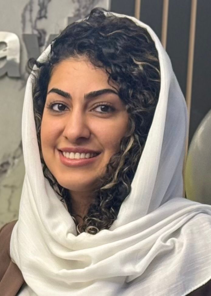 دکتر مریم تزنگ