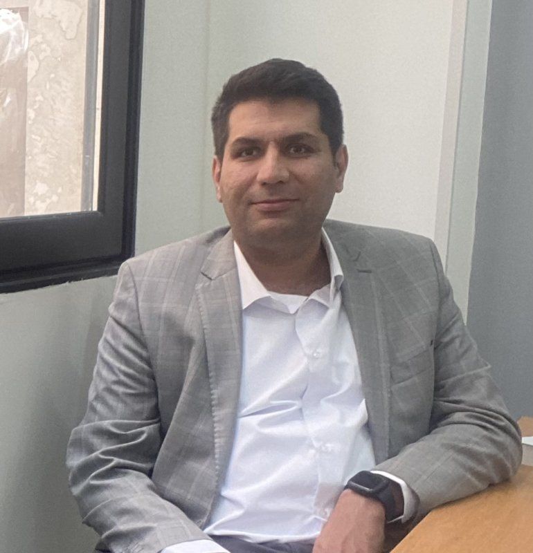 اشکان صفرزاده خوشابی متخصص چشم پزشکی