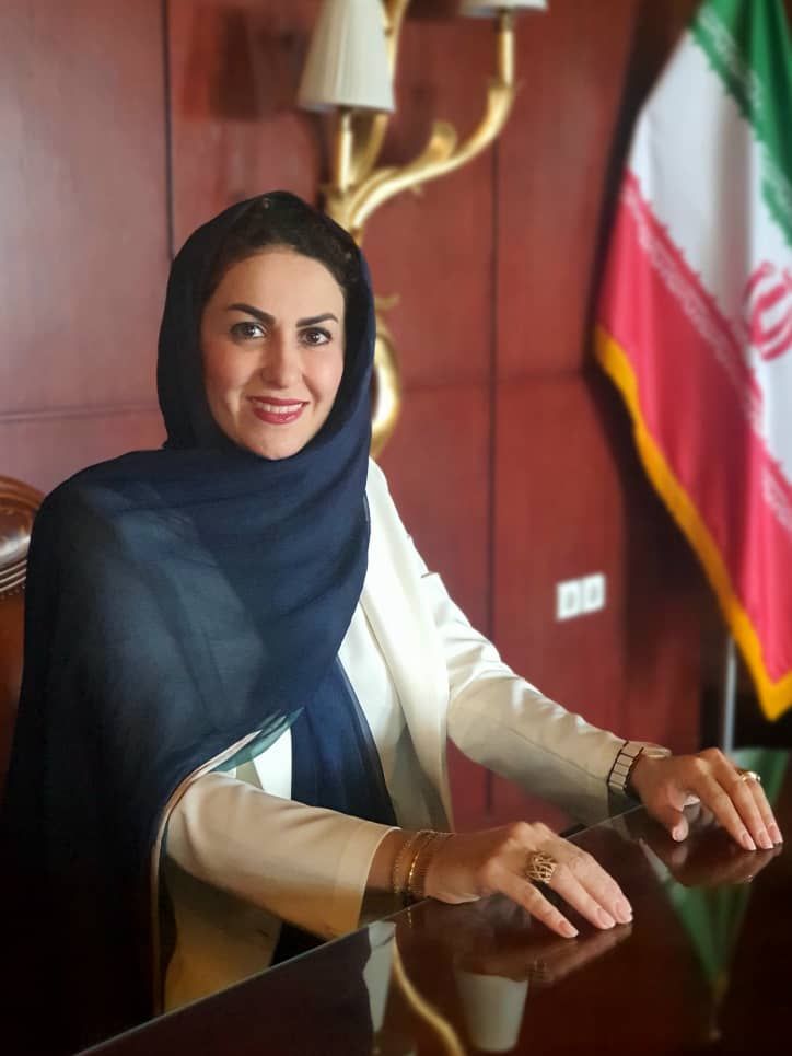 دکتر فرانک تکمیل