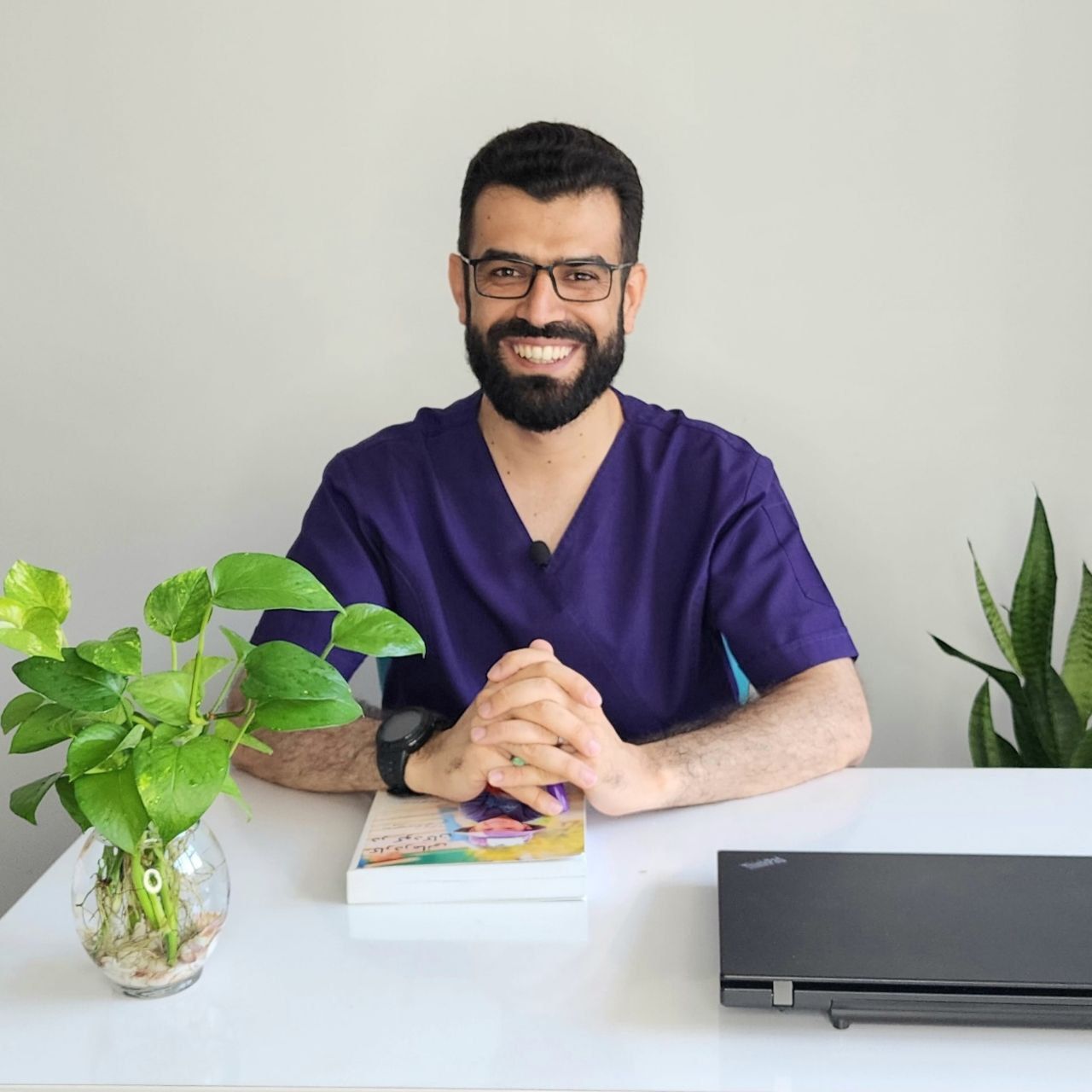 دکتر ادریس محمودی