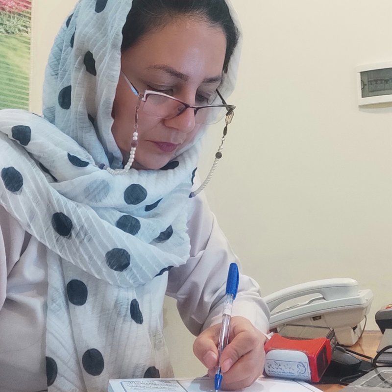 فاطمه خاکشور کارشناس ارشد مامایی | آی یو دی گذاری | مشاوره بکارت و صدور گواهی سلامت ازدواج |  تست پاپ اسمیر و HPV | تبخال و زگیل تناسلی | عفونت واژن | کیست تخمدان | خون‌ریزی‌های غیر طبیعی رحم