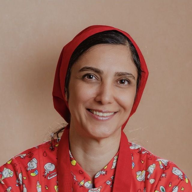 دکتر شیوا نوربخش دکترای دندانپزشکی