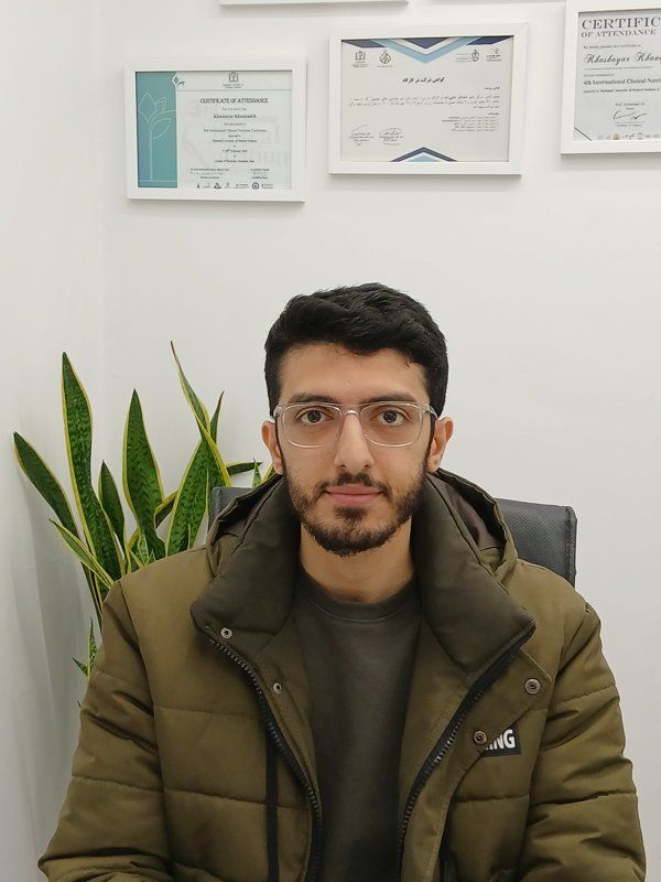 دکتر خشایار خانی زاده