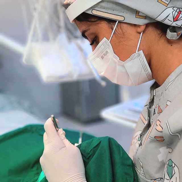 دکتر آلا زارع زاده مهریزی