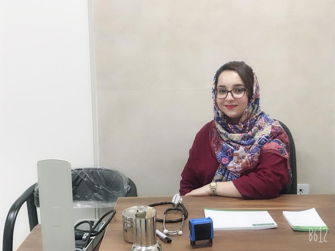 دکتر پونه طبیبی