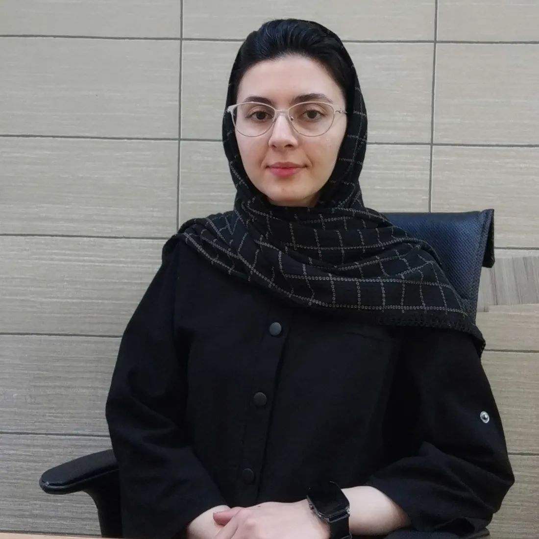 دکتر سمانه صادقی هفشجانی