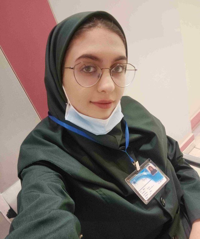 فاطمه علی زاده کارشناسی مامایی