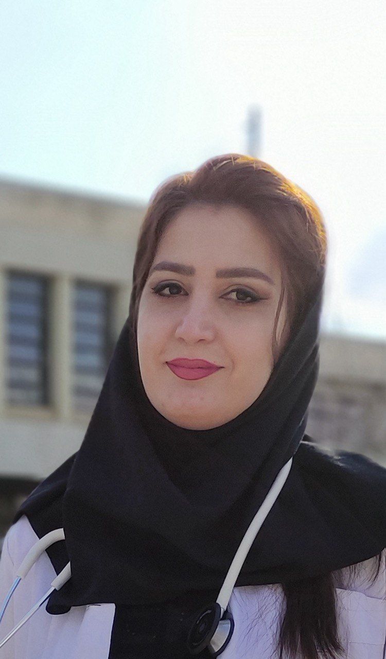 دکتر لعیا عاشوری