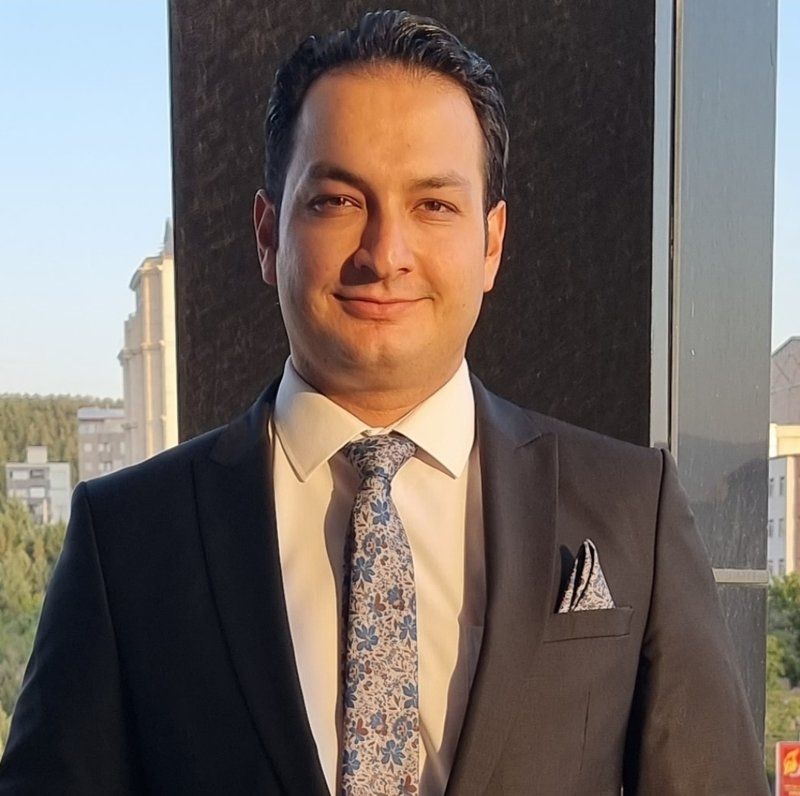دکتر فربد سیفی