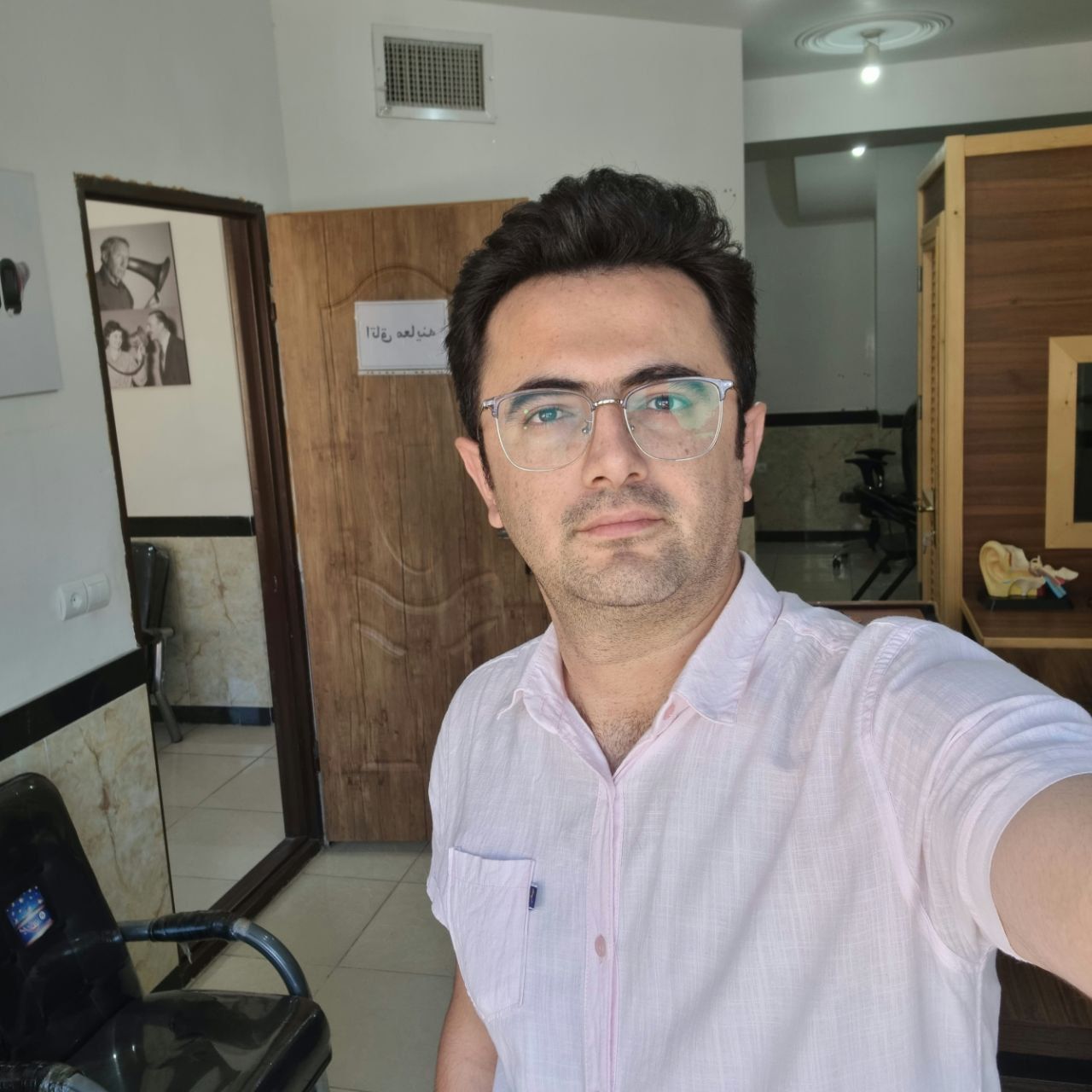 دکتر حسین اختیاری