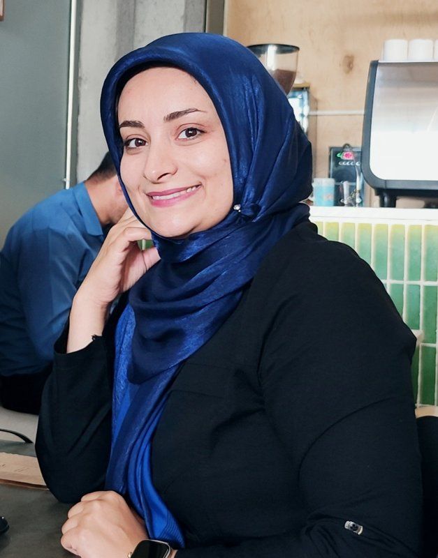 دکتر بشری رهاوی عزآبادی دکترای دندانپزشکی