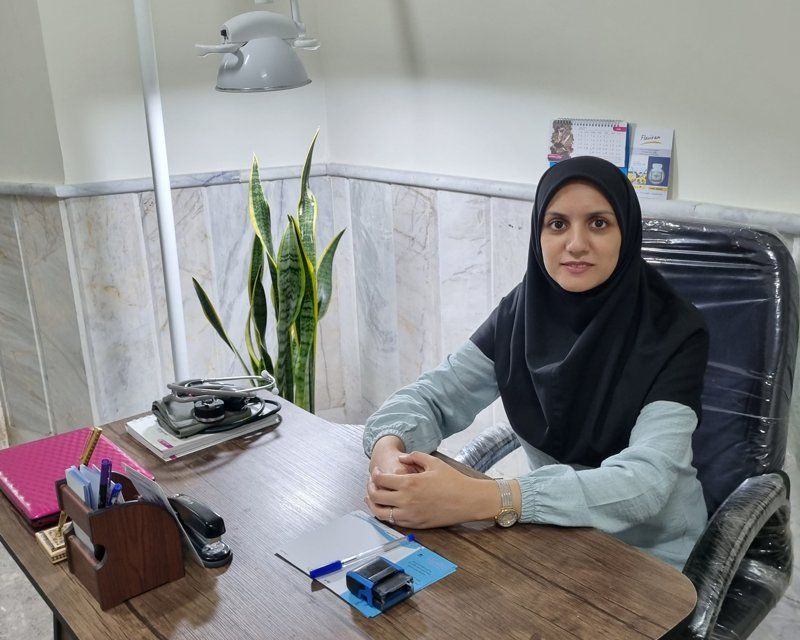 دکتر فرناز احمدپور متخصص بیماریهای پوست، مو، زیبایی و لیزر