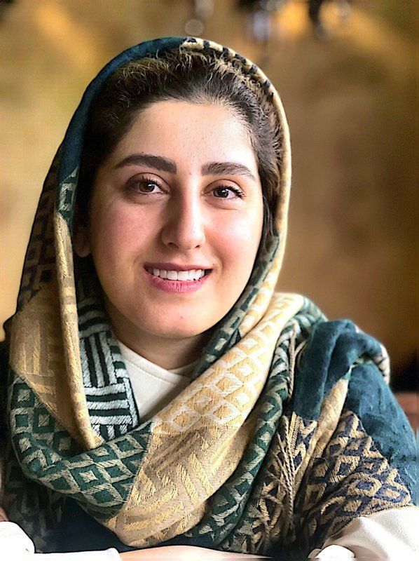 دکتر مؤمنه عزیزخانی درسجینی جراح و متخصص چشم و پلک ، آب سیاه، آب مروارید ، بلفاروپلاستی ، عفونت چشم