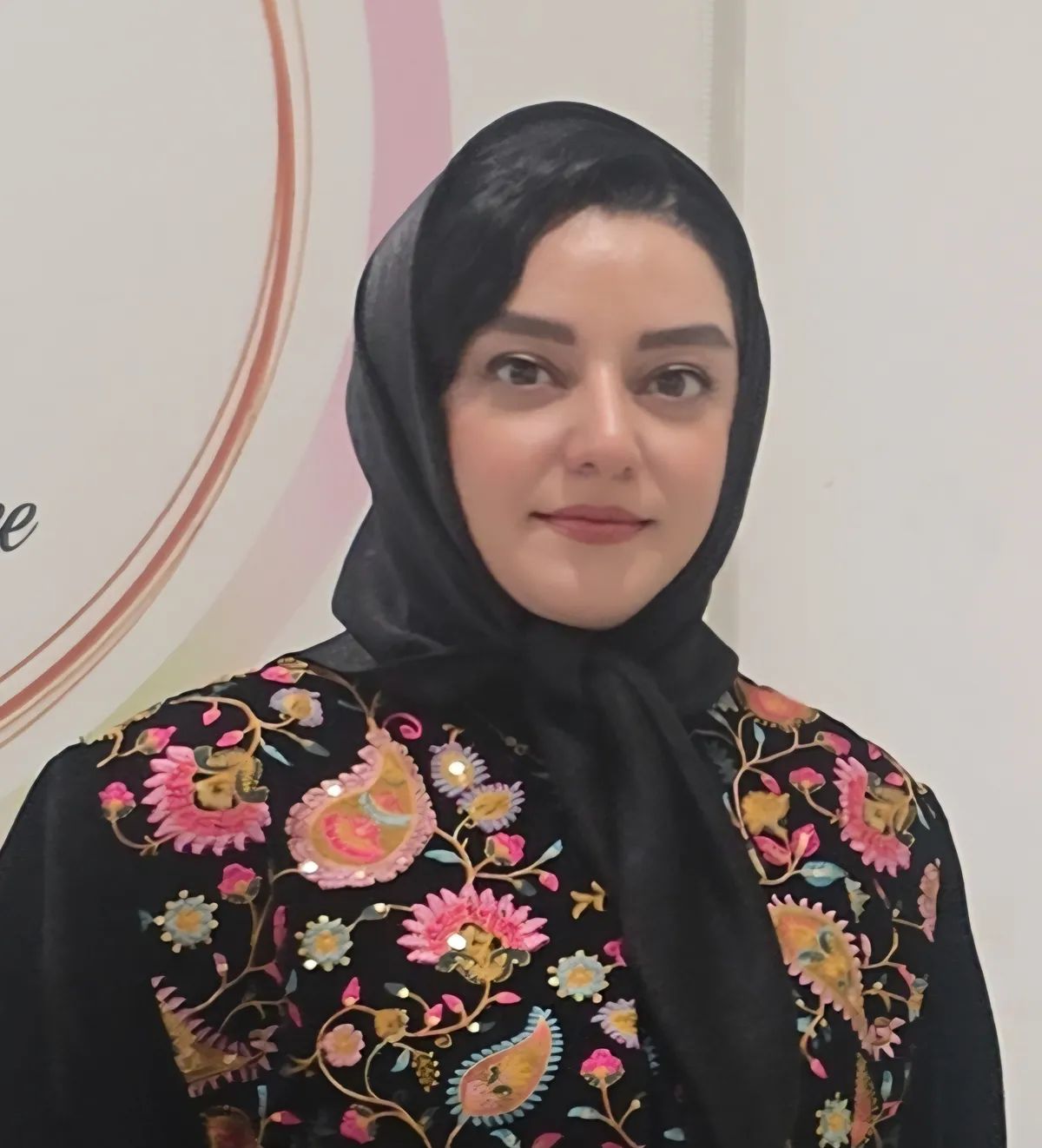 دکتر ساناز قشقائی