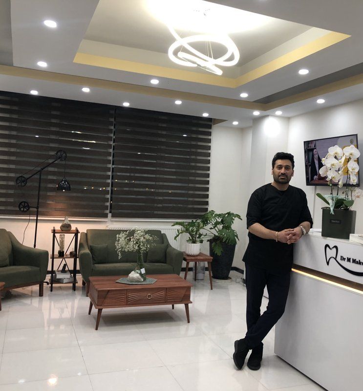 دکتر معین مکوندقلی پور