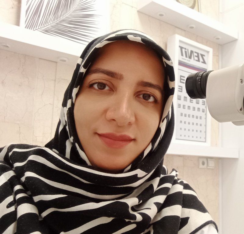 دکتر آیه هنرآموز