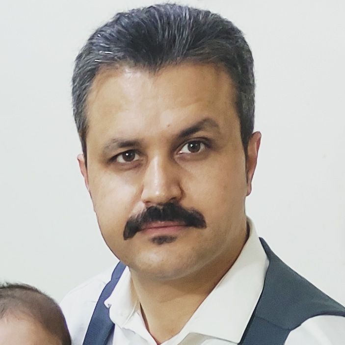 دکتر مهدی سرمست