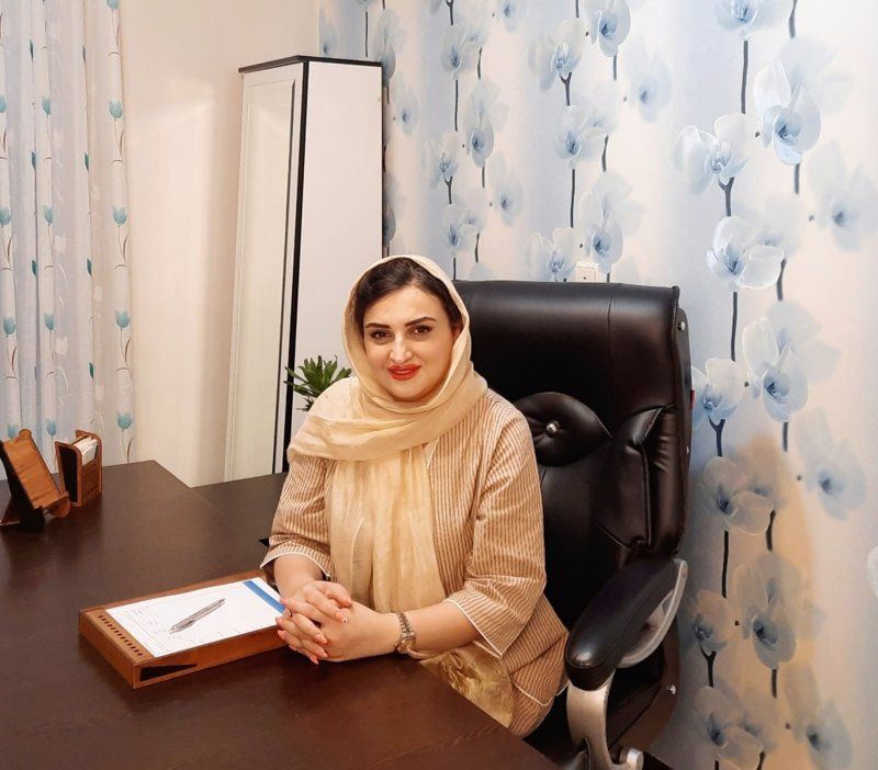 دکتر مژده بیات