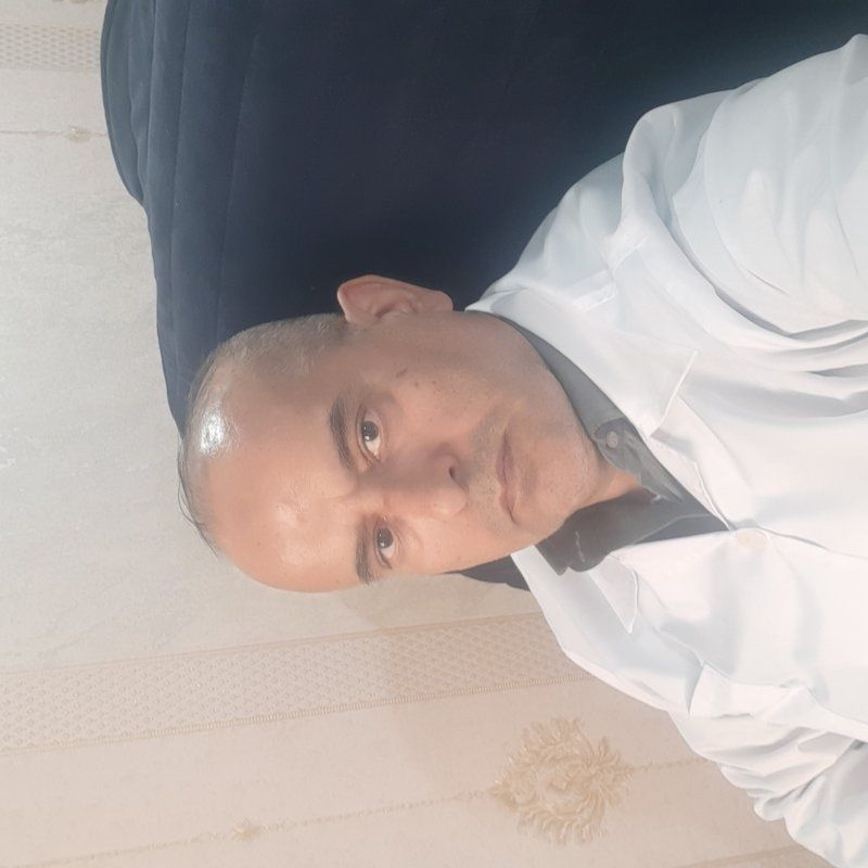 دکتر سیدحسین محققی