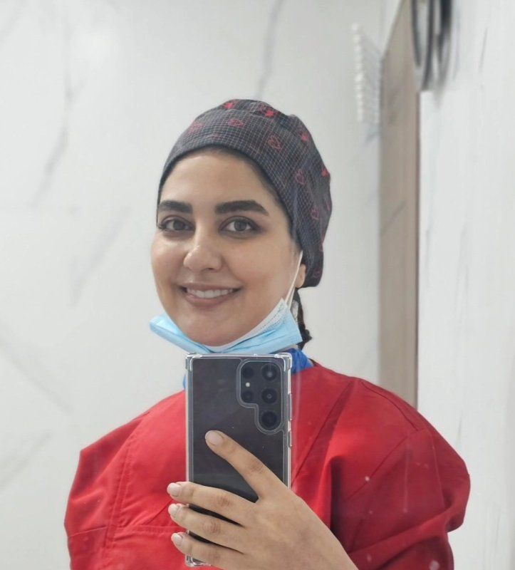 دکتر مریم مختاری دکترای دندانپزشکی, دانشجوی دکترای پزشکی
