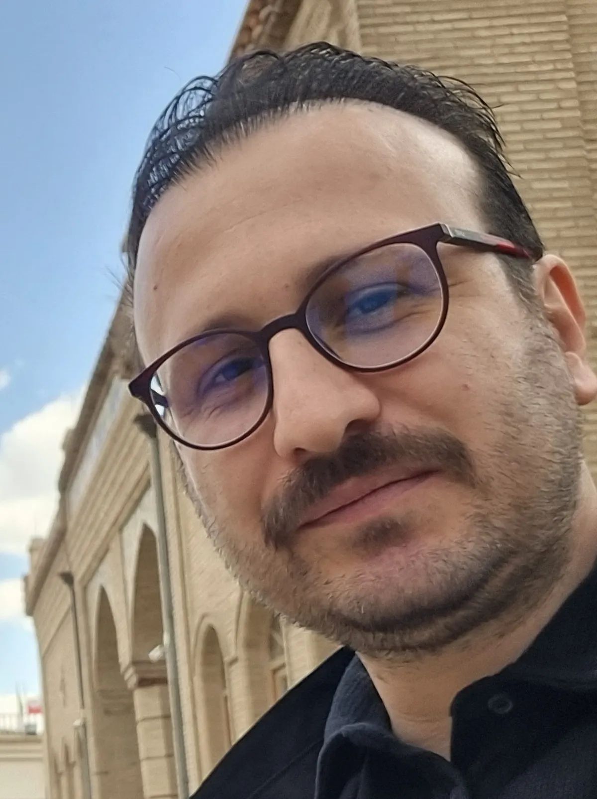 دکتر کسری عسگری متخصص بیماری های مغز و اعصاب (نورولوژی), دکترای حرفه ای پزشکی