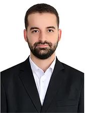 پرهام فرازنده دکترای حرفه‌ای پزشکی