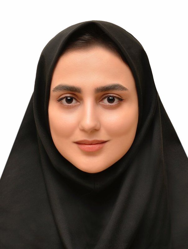 عاطفه بابائی دکترای حرفه‌ای پزشکی