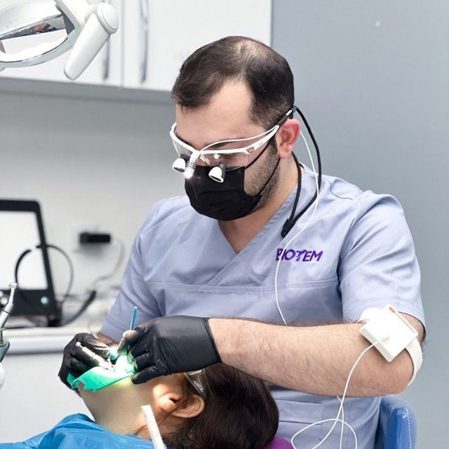 دکتر امیرپارسا براری جمنانی