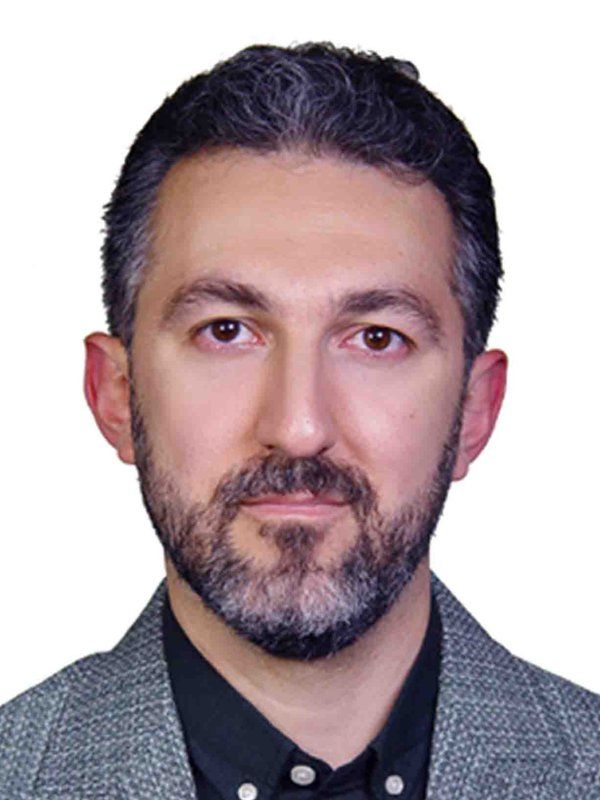 دکتر آرمان محمدی شایان