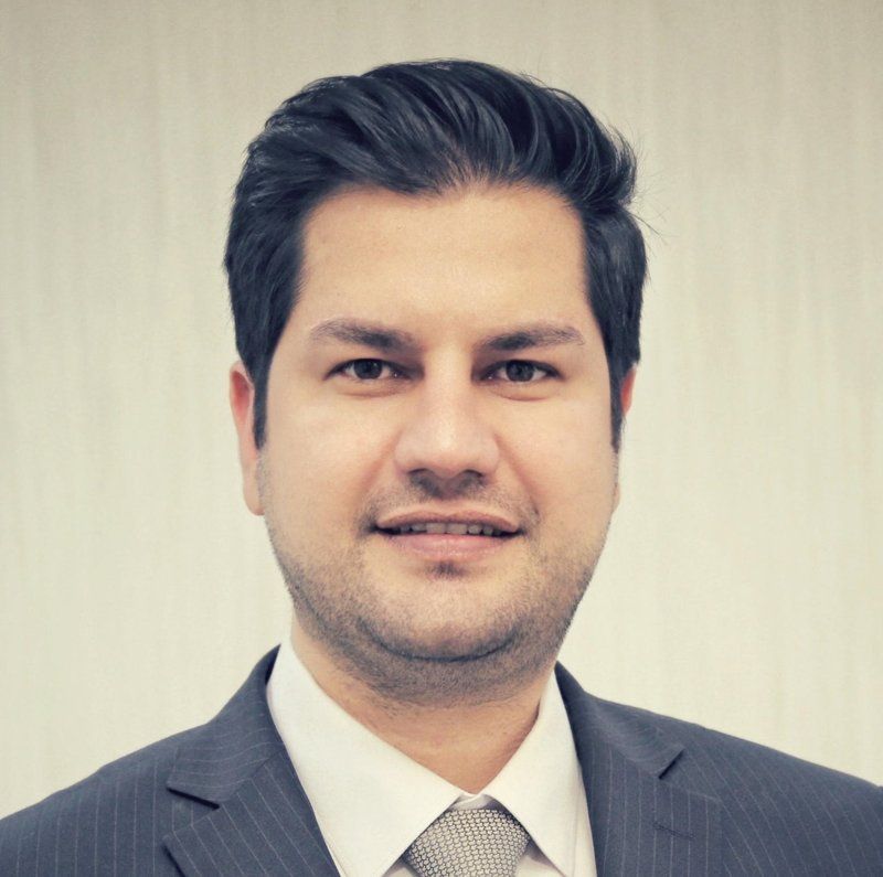 دکتر وحید قاضی زاده