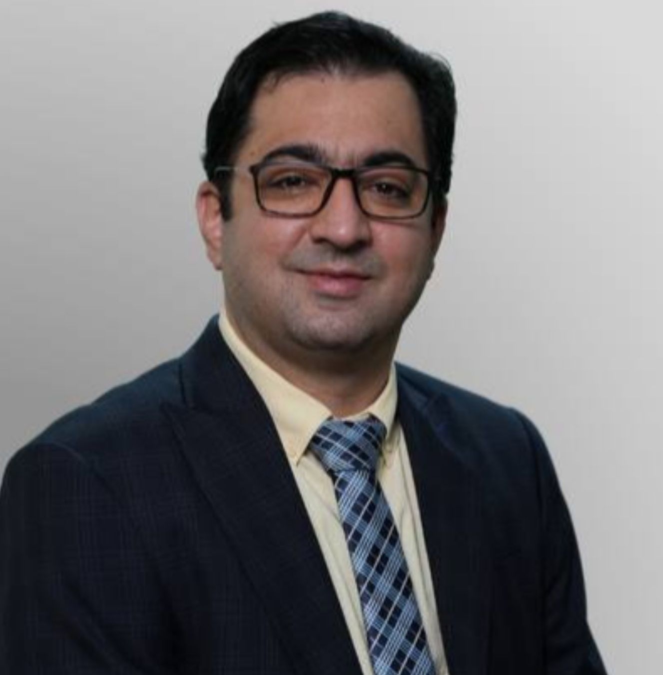 دکتر امیر مصدق مقدم