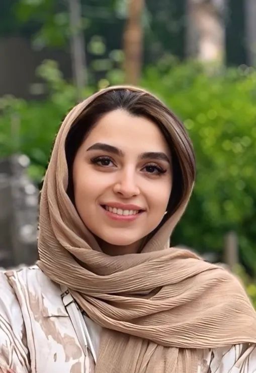 مینا عرب دکترای حرفه‌ای پزشکی