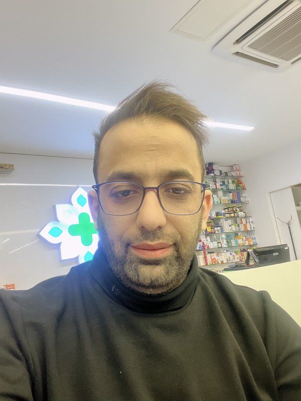 دکتر میثم حسینی