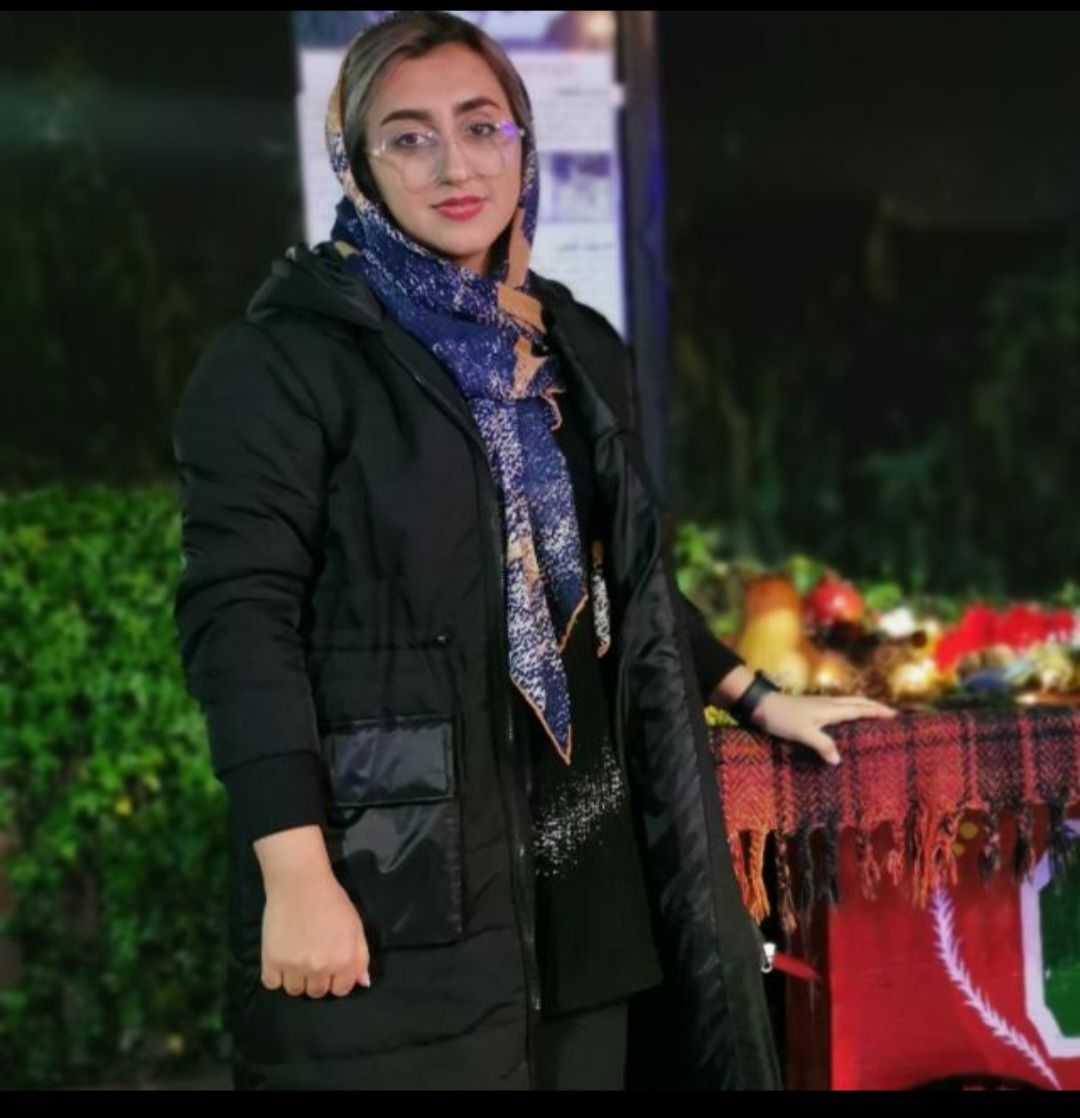 نجمه خلفی کارشناس مامایی