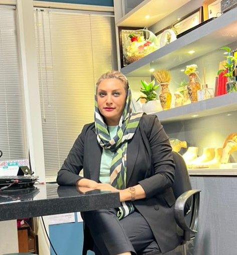 دکتر سیده ویدا طباطبائی زواره کاشانی