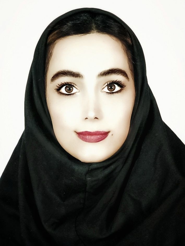 دکتر نازنین فهیمی دکترای حرفه‌ای دندانپزشکی