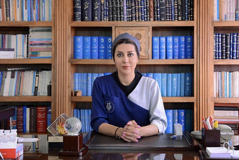 دکتر نازنین علوی