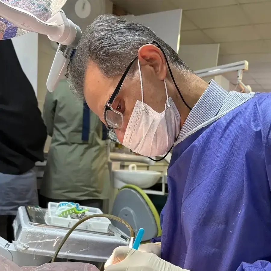 دکتر عزیزاله جنتی دکترای دندانپزشکی